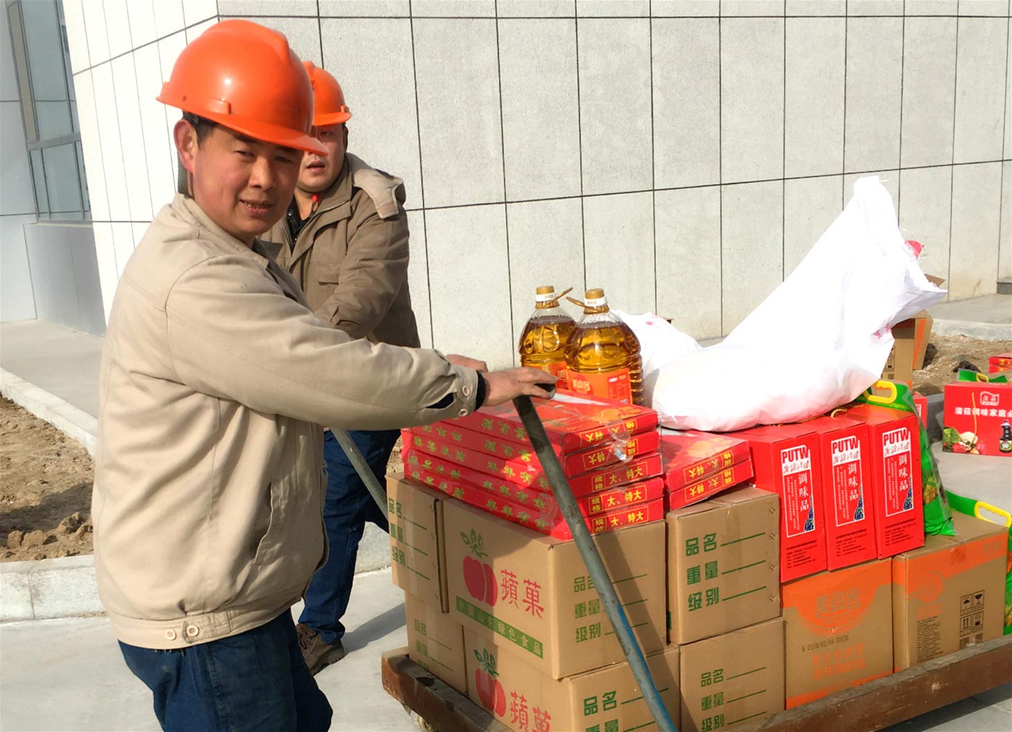 江蘇三合一送料機廠發福利 江蘇三合一送料機廠發福利