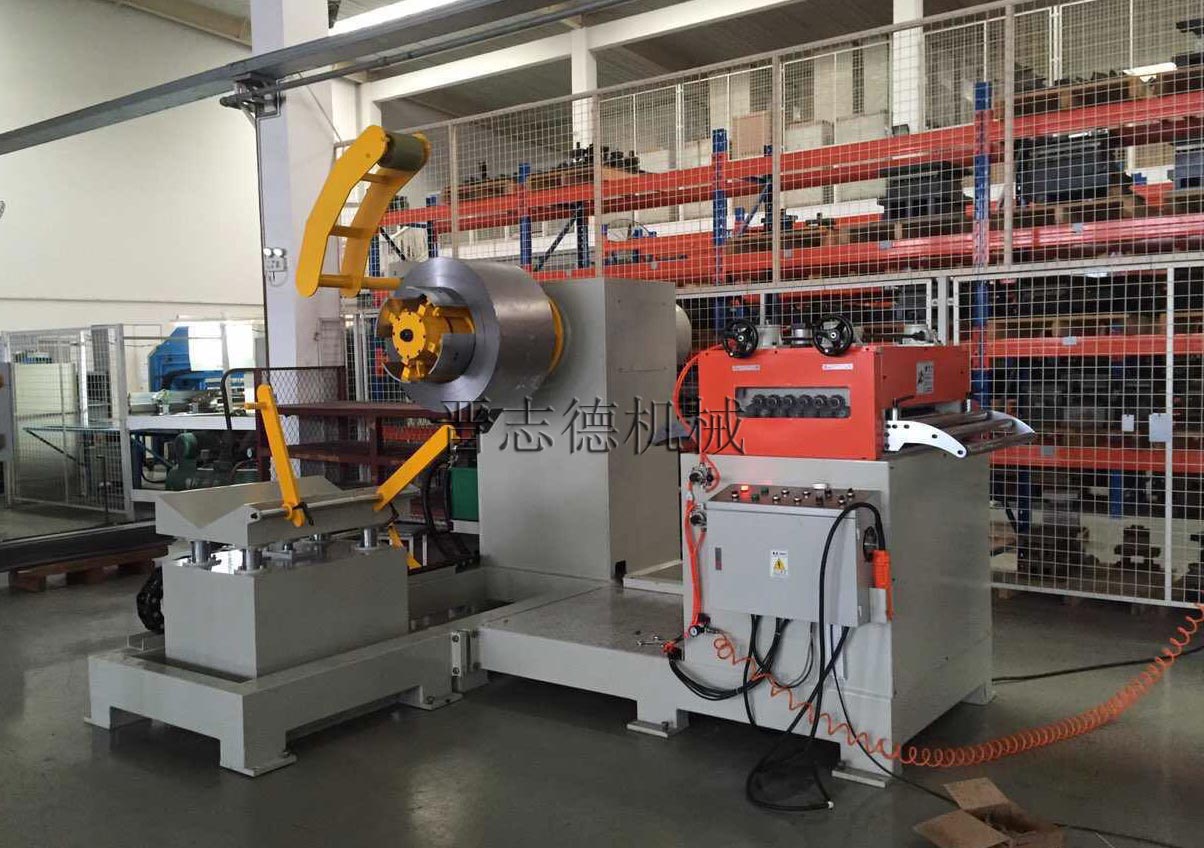 厚板二合一整平機(jī)沖壓自動化生產(chǎn)線 厚板二合一整平機(jī)沖壓自動化生產(chǎn)線