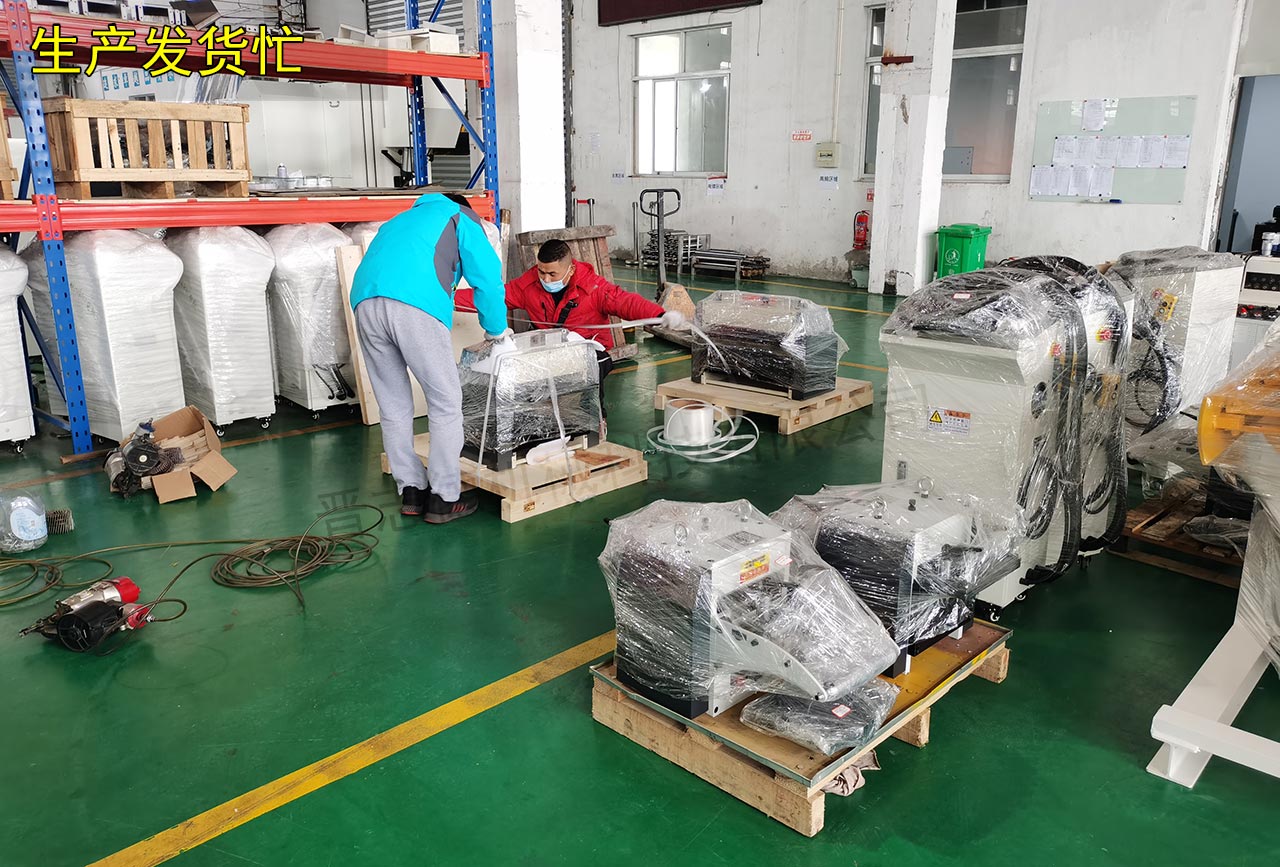 春節送料機工廠忙 春節送料機工廠忙