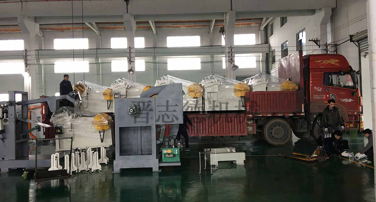 二合一送料機(jī),二合一送料機(jī)設(shè)備 二合一送料機(jī),二合一送料機(jī)設(shè)備