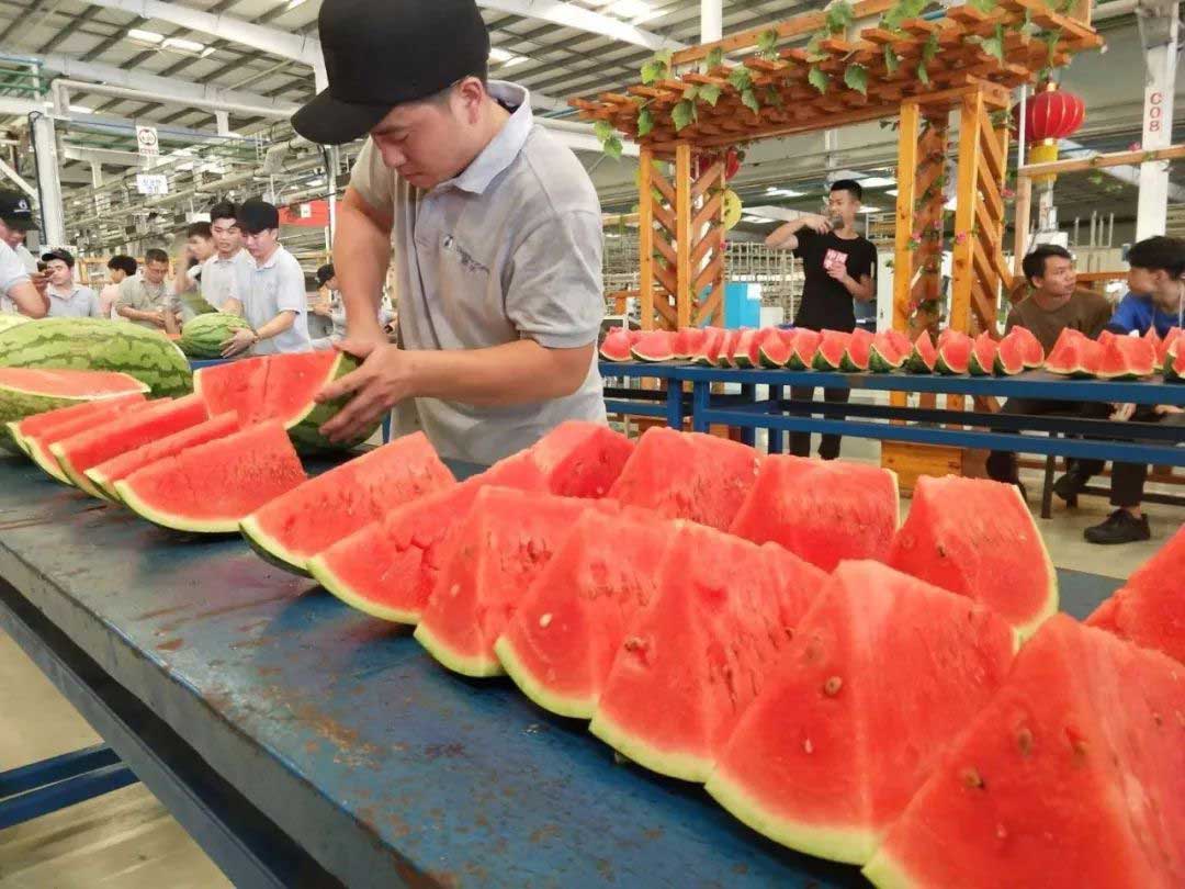 送清涼到車間 送清涼到車間