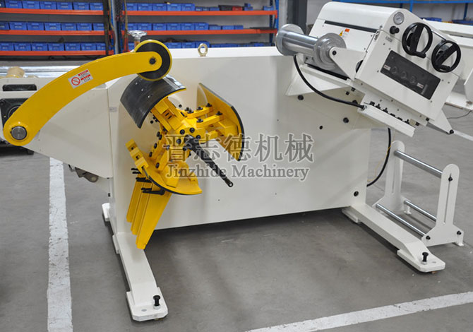 精密中板料架兼整平機(jī) 精密中板料架兼整平機(jī)