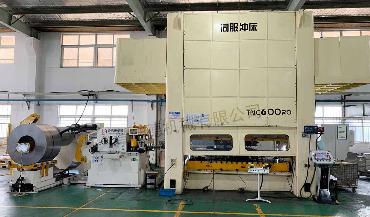 汽車零部件沖壓生產線 汽車零部件沖壓生產線