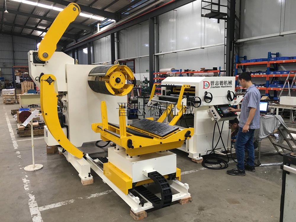 薄板三合一送料機裝配 薄板三合一送料機裝配