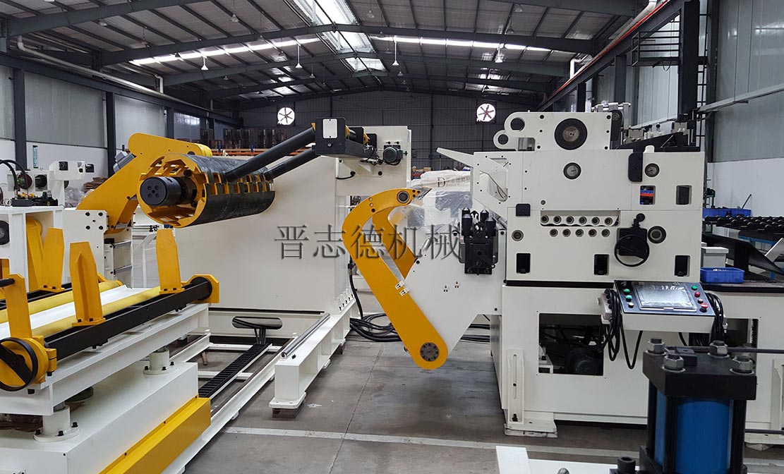 沖床送料機裝配 沖床送料機裝配