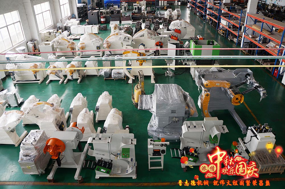 沖床自動化生產現(xiàn)場 沖床自動化生產現(xiàn)場