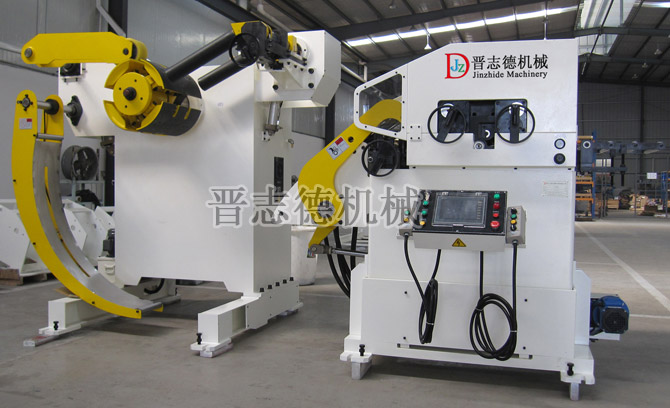 中板三合一送料機 中板三合一送料機