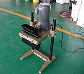 自動切廢料機(jī)